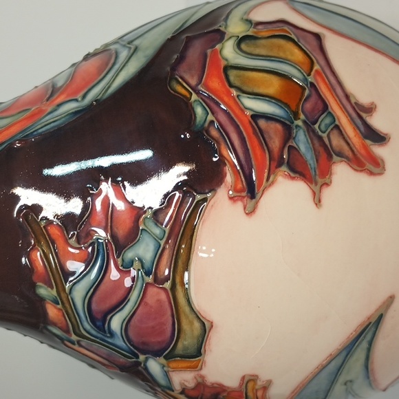 Rare VTG Moorcraft 7.5" Baluster Vase Tulip Pattern by Sally Tuffin c.1989 - Picture 12 of 13